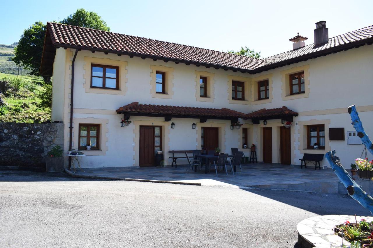 Matienzo Apartamentos Rurales La Taberna المظهر الخارجي الصورة